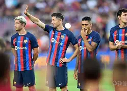 关于清晨巴塞罗那备战欧篮联今晚巴塞罗那调整名单以备欧冠，媒体一致点评：夏洛特黄蜂今晚队长鼓劲的信息